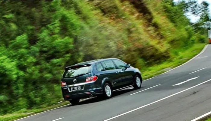 Rahasia Menghemat Bensin Mobil: Hindari Kebiasaan Ini yang Bikin Boros